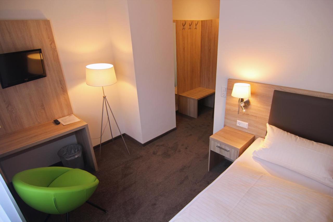 Hotel Sunny Side Up Dauchingen Exterior photo