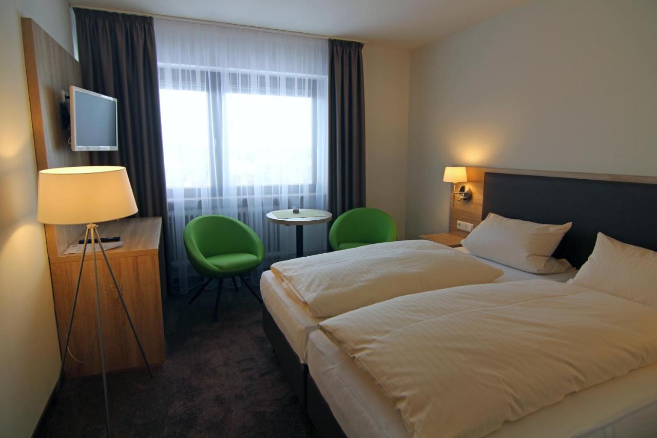 Hotel Sunny Side Up Dauchingen Exterior photo